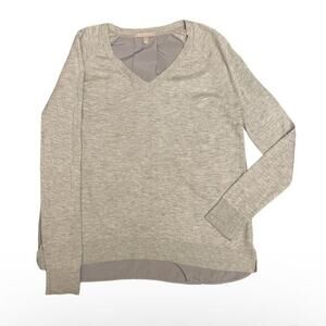 BANANA REPUBLIC Blouse Womens Small Hab Back Vneck Lightweight Gray Wool